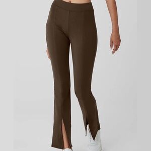 Alo yoga Airbrush High-Waist 7/8 24.5" Flutter Legging (Espresso) XS (2-4)